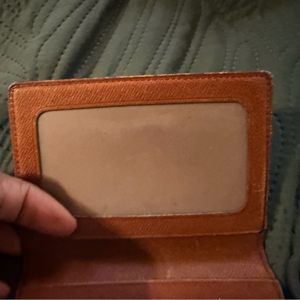 Louis Vuitton ID card holder - Picture 3 of 10